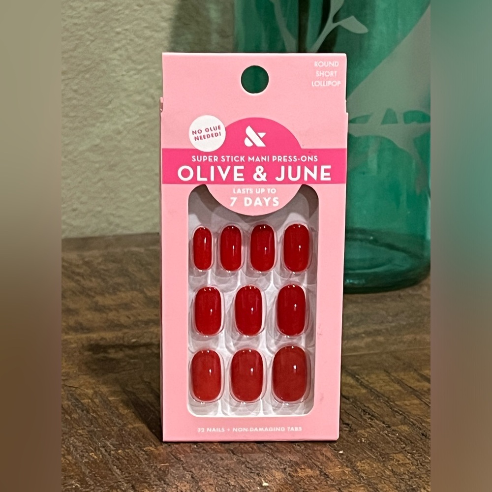 Olive & June Red Super Stick Mani Press-Ons, new!